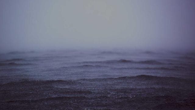 News illustration for Japanese people brave snow to vote in snap election 